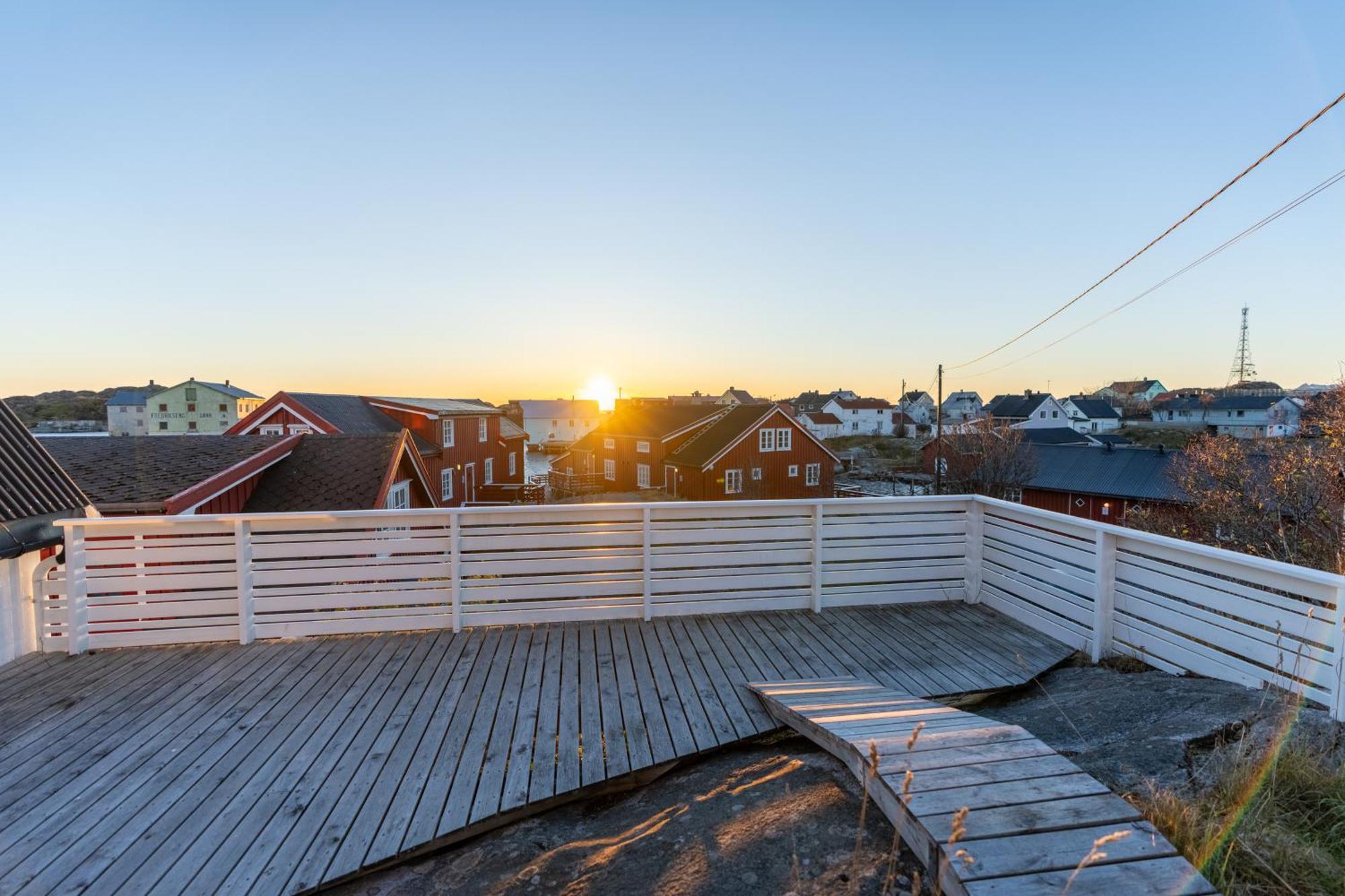 Hotel Henningsvaer Rorbuer Exterior foto
