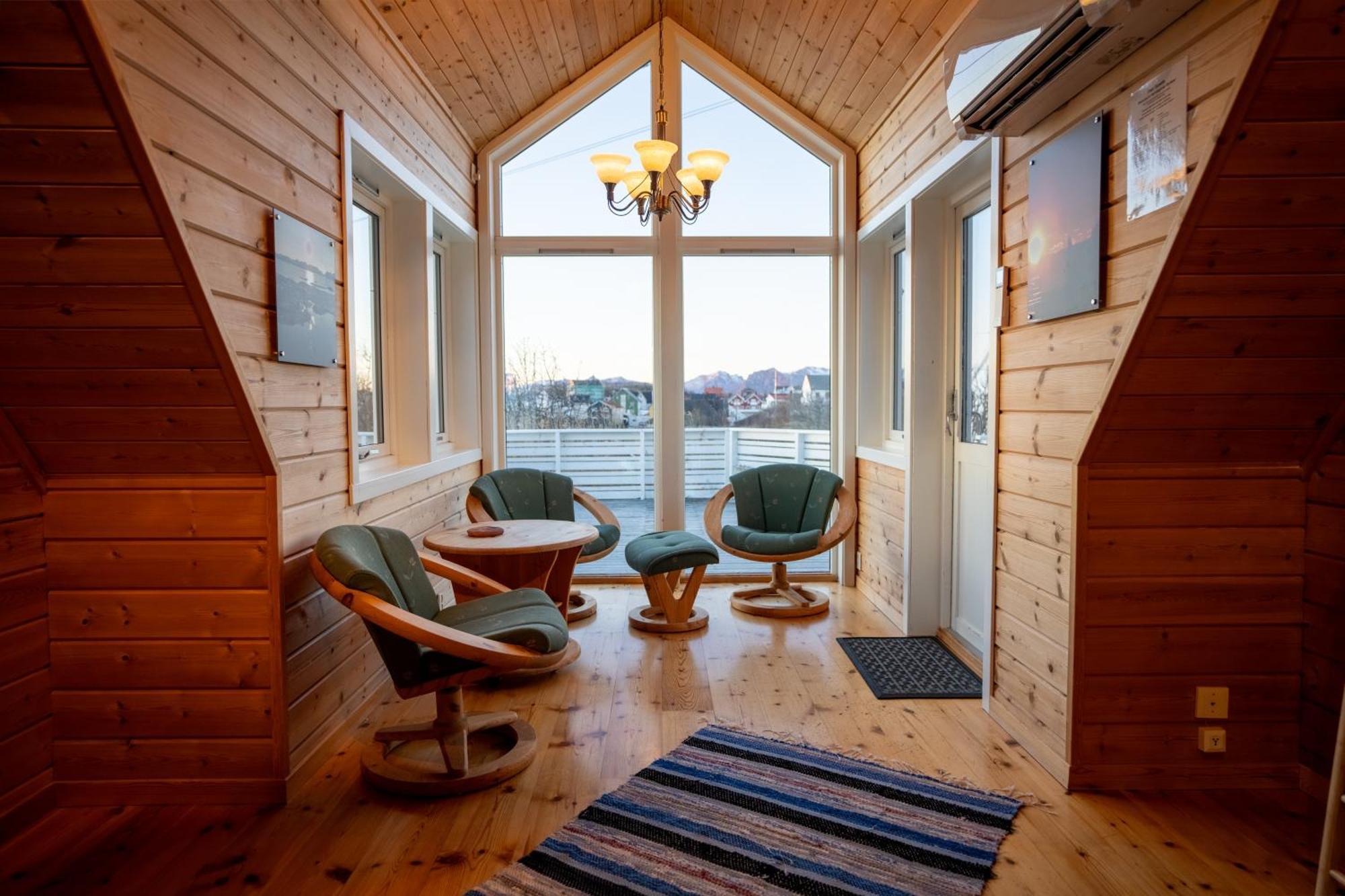 Hotel Henningsvaer Rorbuer Exterior foto