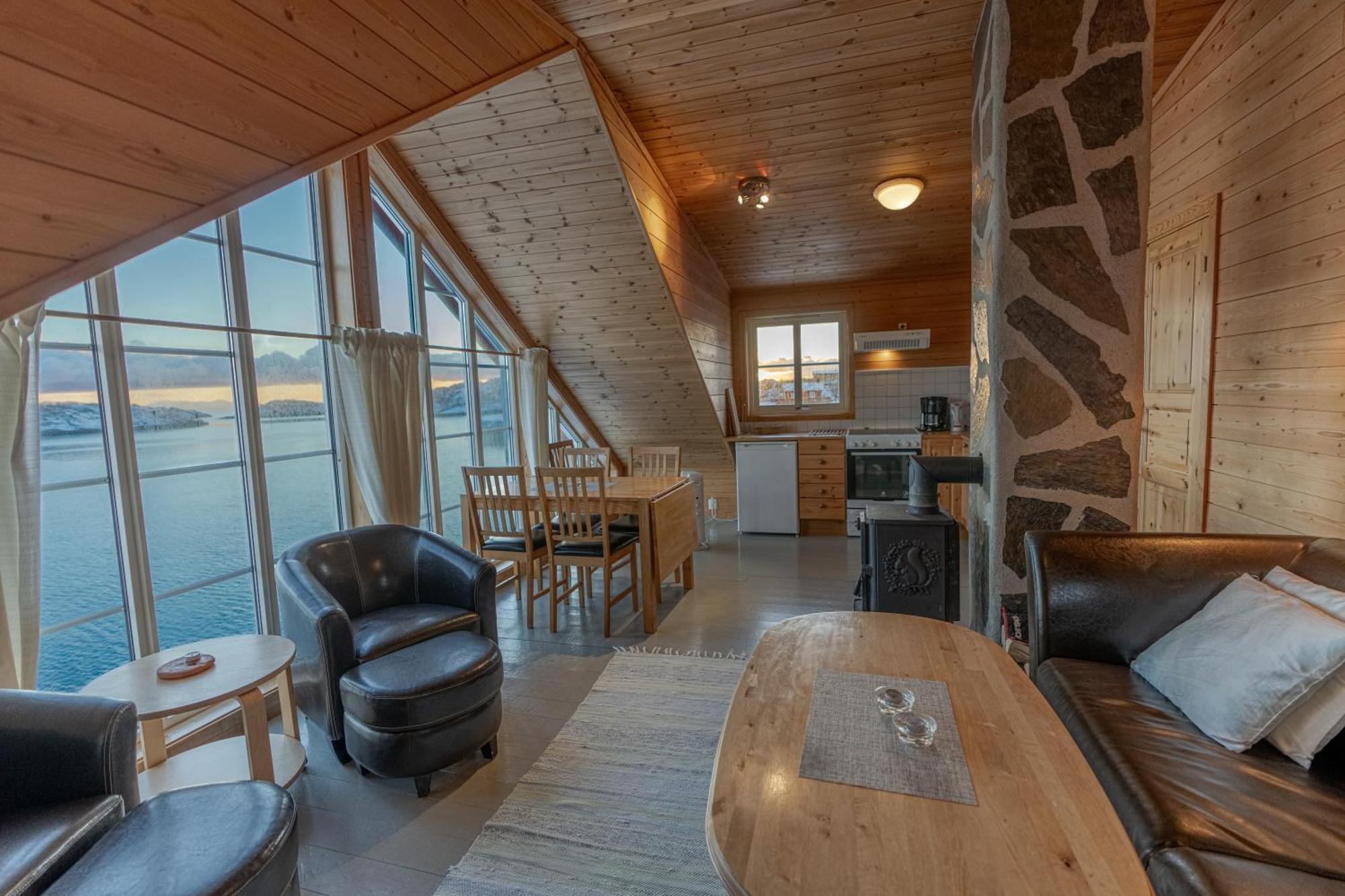 Hotel Henningsvaer Rorbuer Exterior foto